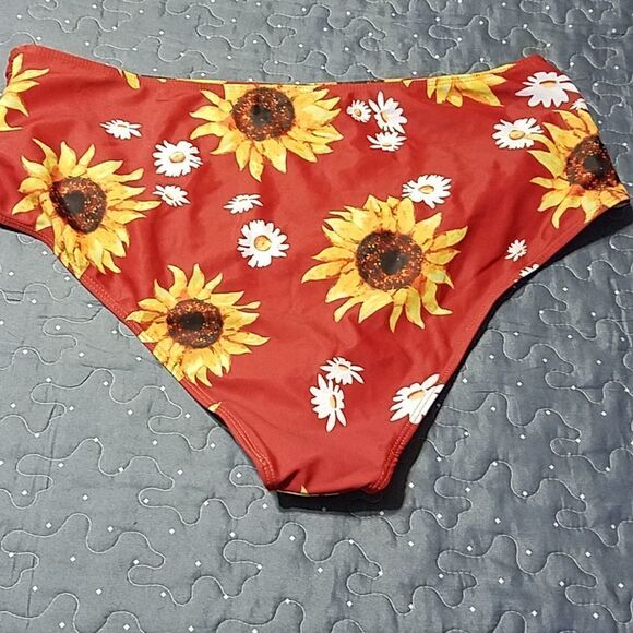 SHEIN sunflower swim bottoms size 3XL - Picture 2 of 3